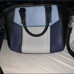 Color block purse
